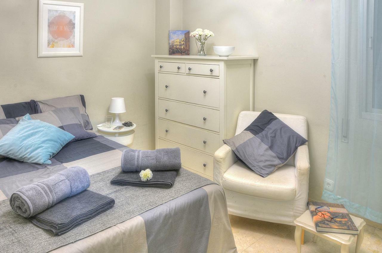 Apartamento Murillo En El Prado Севілья Екстер'єр фото